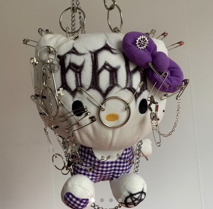 seph1r0thpilled's tweet photo. i  might  just  be  a  hater  but  this  genre  of  hello  kitty  plushes  sucks https://t.co/W3GouhBZRP