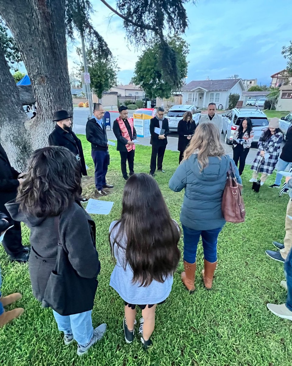 cityofmpk's tweet photo. Thank you Monterey Park community, neighbors, friends and partners for joining together at our One Year Anniversary Vigil to remember and honor the lives lost and affected.
#MontereyParkStrong #MPKStrong #healmpk #mpkhope https://t.co/a79zp4KFlP