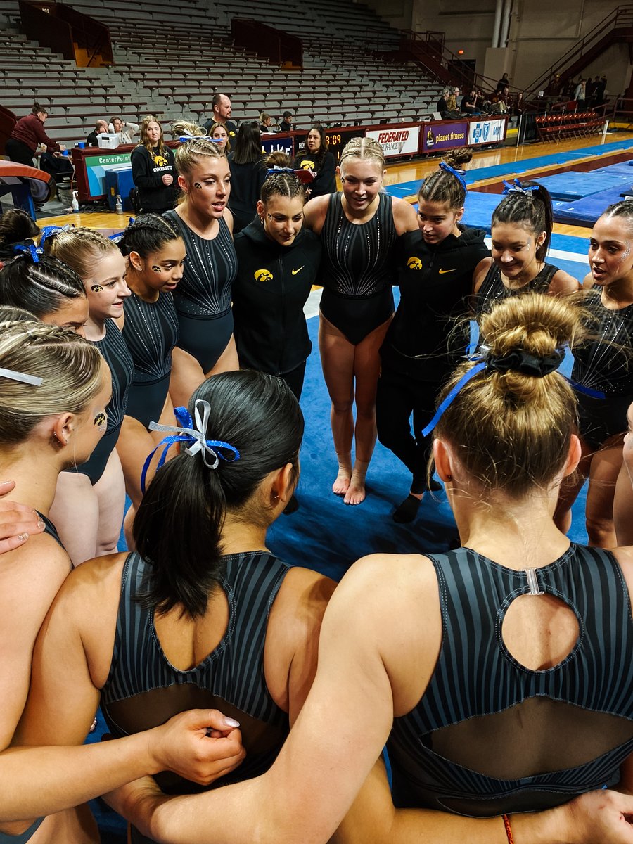 IowaGymnastics's tweet photo. For Perry💙 https://t.co/QAaeqKGYbZ