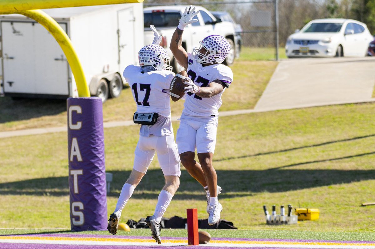 _MalikBrown_'s tweet photo. #AGTG✞ After a great conversation with @CoachKLBs, I am Blessed to receive an Official 🅾️ffer from Bethel University !!!

@BU_FootballTN @BIGshadowMIKE @_CoachBrewer @_CoachWallace @Coach_Warren_BU @CoachBates7 @EaglesCphs https://t.co/Lx7h31guVN