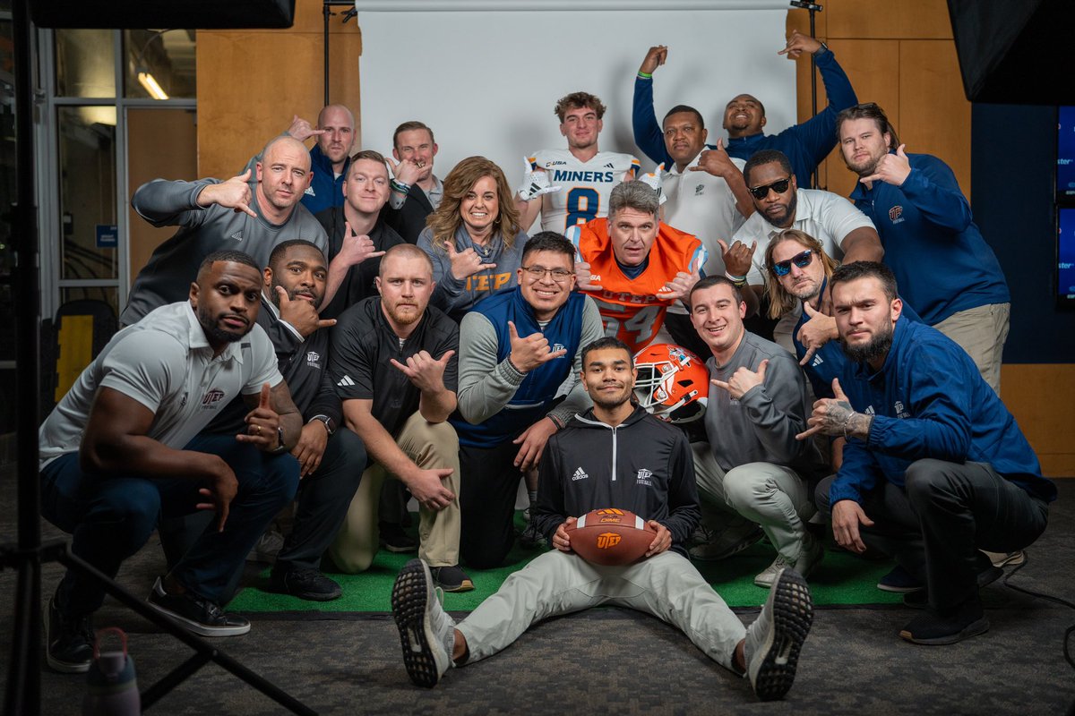 915⛏️👎🏻⛏️👎🏻 I’M HOME‼️‼️ 100% committed to the University of Texas at El Paso @UTEPFB @CoachSWUTEP @CoachjjClark @Coach_RGarza #Picksupthumbsdown #OrangeSwarm