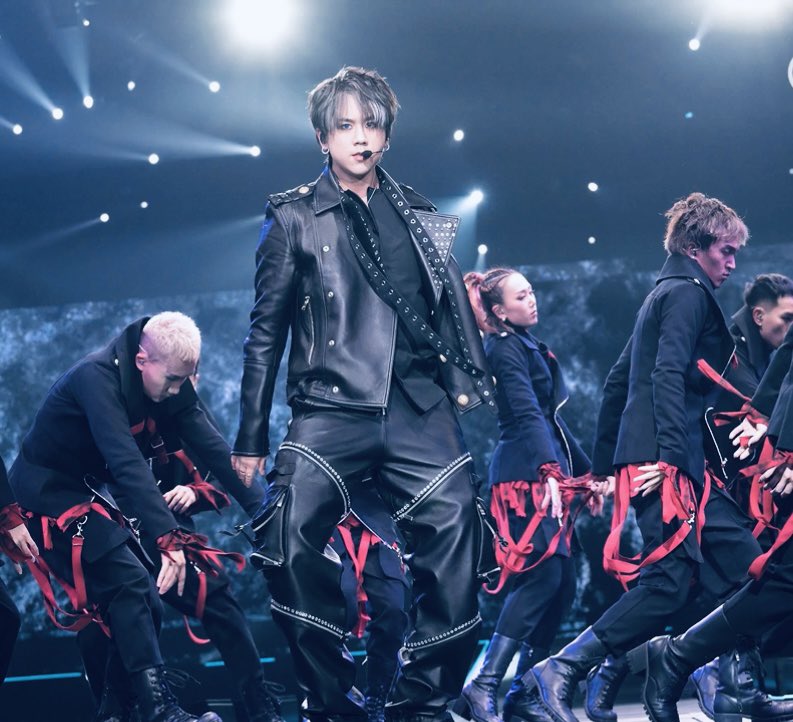 GingerPeaches3's tweet photo. #Keungto’s performance in Mirror Feel The Passion Concert Tour 2024 was captivating, holding the audience’s attention throughout the play.

#Keungto #Mirrorfeelthepassionconcert https://t.co/Crgekl5XKZ