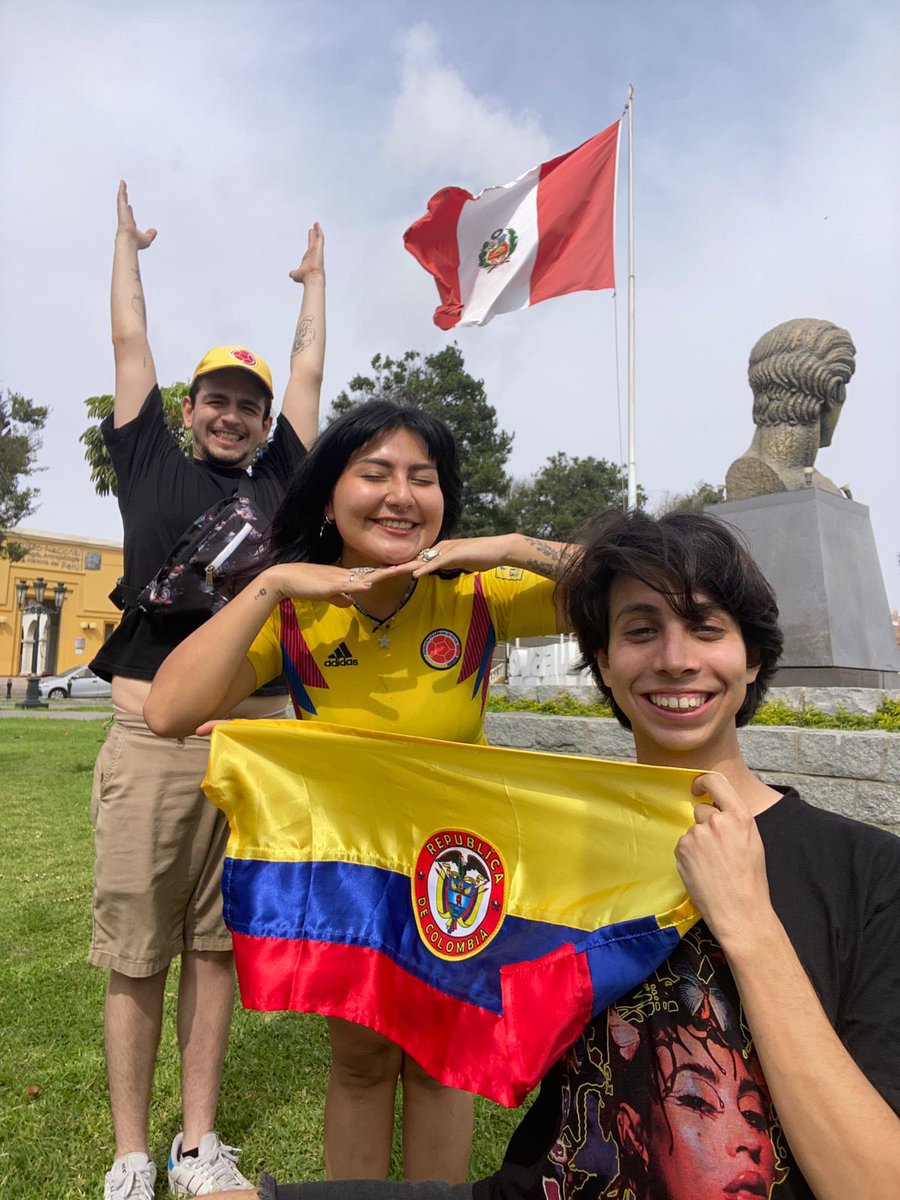 🇨🇴¡¡QUÉ HUBO COLOMBIA!! 🇨🇴

Estamos súper felices de anunciarles que este febrero estaremos tocando por PRIMERA VEZ en tierras colombianas!! ☄️💜

Pronto anunciaremos las fechas y ciudades 🫶