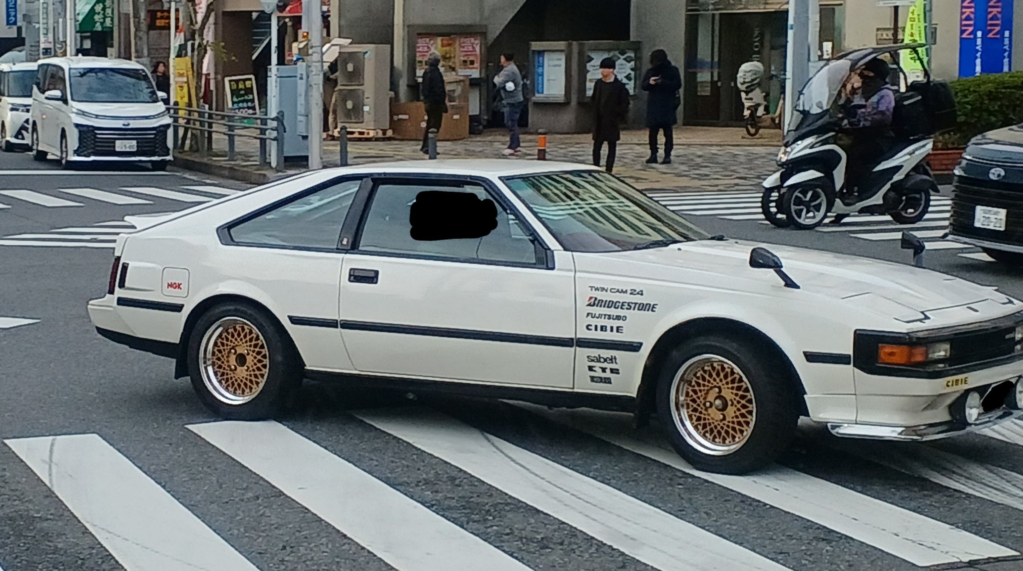 X 上的 Cedric3000：“セリカXXだ！ メッキリップ