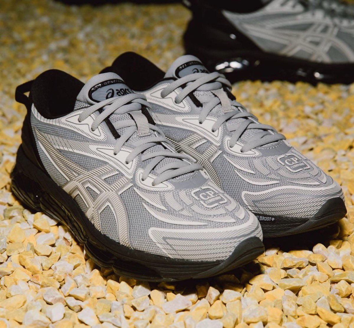 ASICS × C.P. Company 初コラボスニーカー『Gel-Quantum 360 VIII』が 