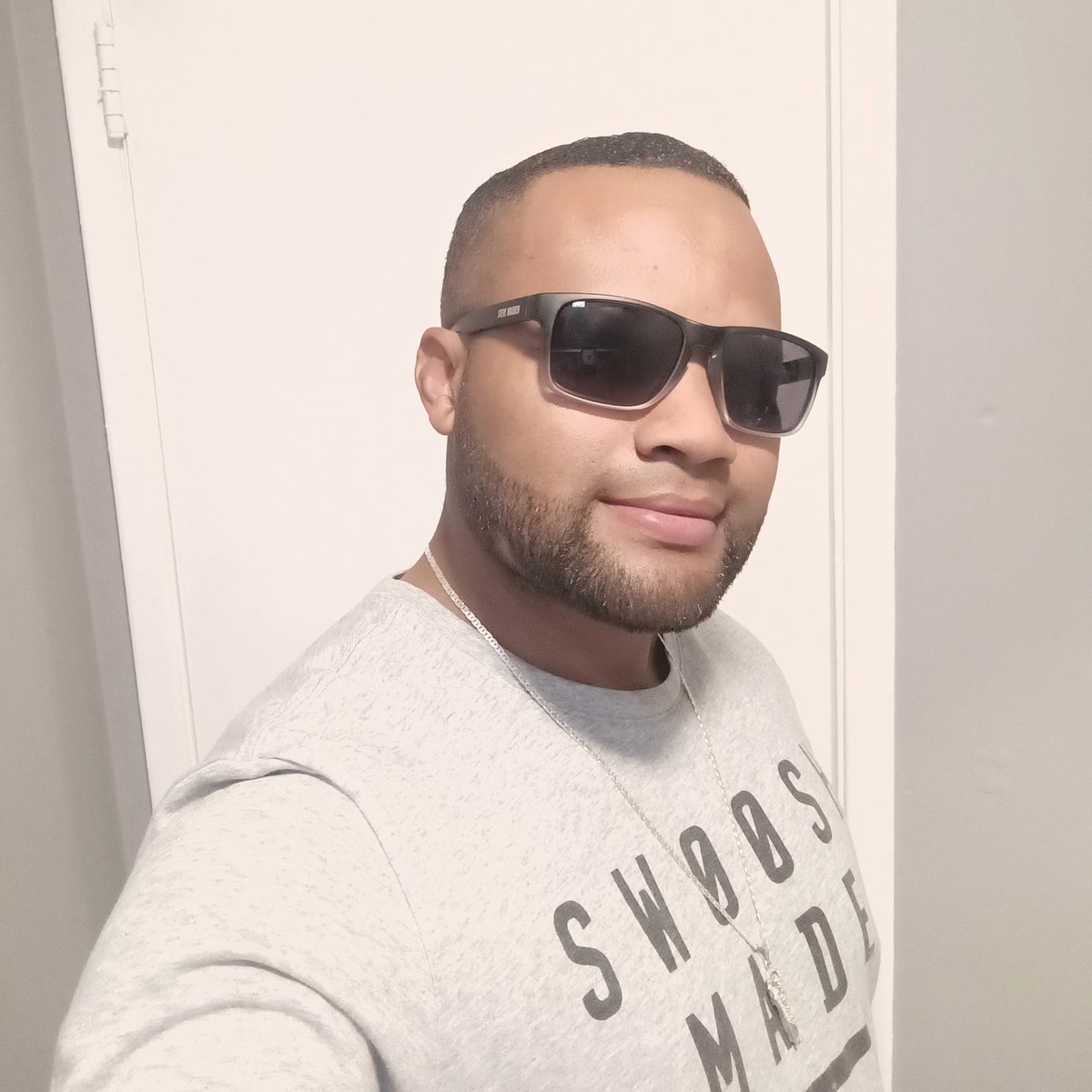 Kelvinmac9's tweet photo. #NuevaFotoDePerfil https://t.co/m7pogR9WO6