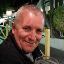aoristos's tweet photo. Grutier de profession et conducteur de pelle chargeuse toujours prêt pour https://t.co/VZS4ofUqVW