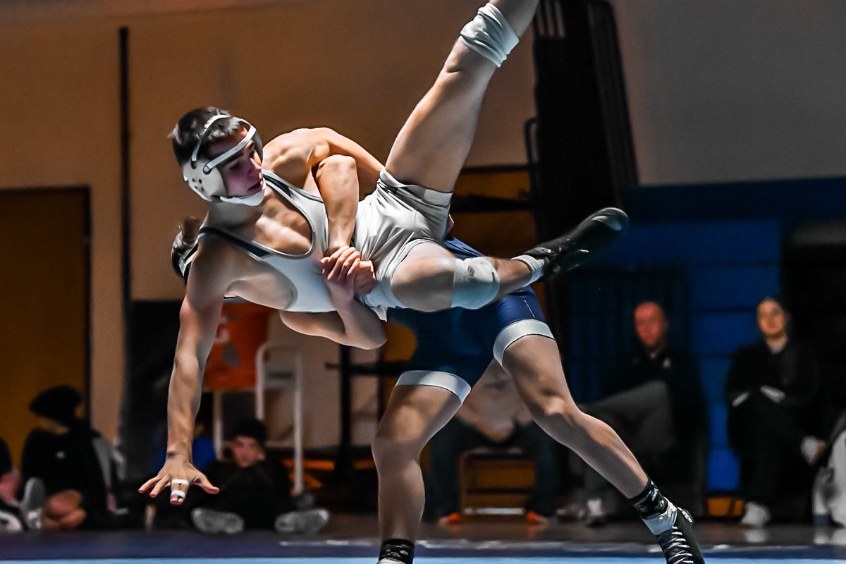 SVWrestling3's tweet photo. Sun Valley 52 vs West Chester Rustin 11 - 1/22/24 @svvanguards @NorthleySports @PennDelco @SunValleyHS 
📷 Tasha Holefelder https://t.co/pX62pz2R5Q