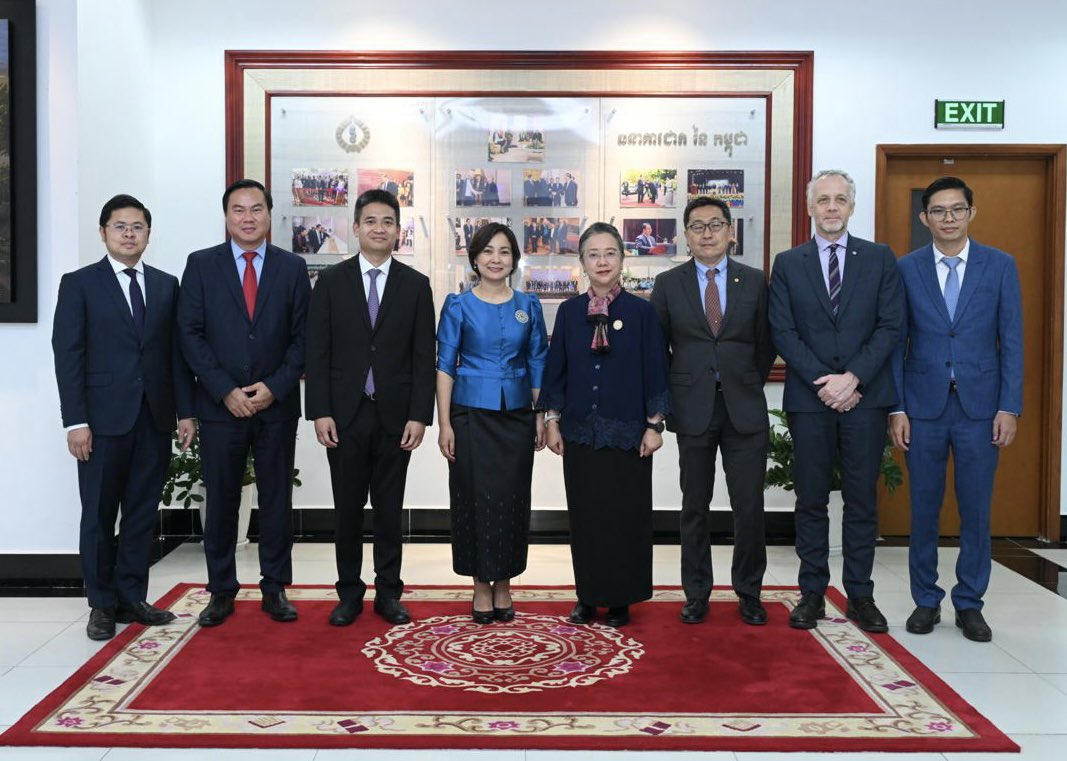 H.E.Dr. Armida Salsiah Alisjahbana, Under-Secretary-General of the United Nations and Executive Secretary of the UN-ESCAP, had a courtesy call with H.E.Dr. Chea. Serey, Governor of the National Bank of Cambodia and visited SOSORO museum, on Monday 22, January 2024.