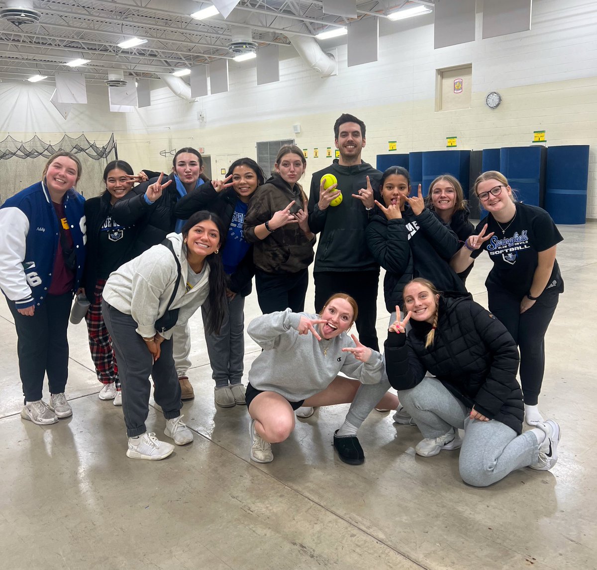 Holland Springfield Softball tweet media