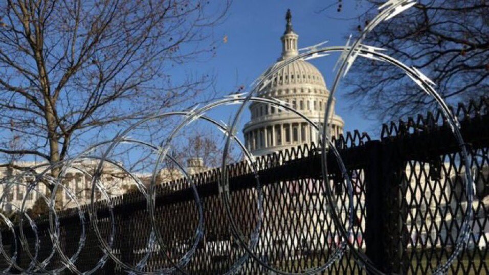 leslibless's tweet photo. Biden allows barbed-wire to protect the Capitol from dangerous lunatics, but forbids it at our Southern border to protect US from dangerous lunatics! https://t.co/e7aQMzVUfi