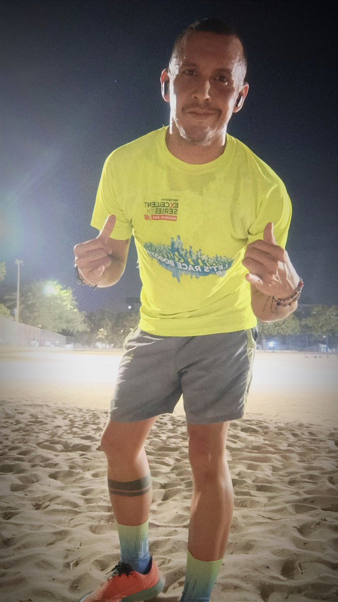 davgonzalezH's tweet photo. DavCorriending🐊
#run #running #runninglove https://t.co/s7Cfl6J9Bq