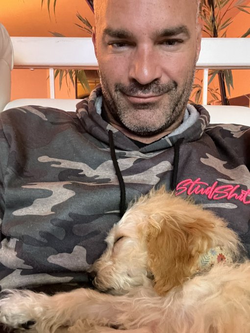 Even the cutest lil girls poop and poop a lot!!!!!🤦&zwj;♂️🤣 https://t.co/NDAGTKuUfi<a href="/tag/newprofilepic"class="tags"><span>#newprofilepic</span></a>