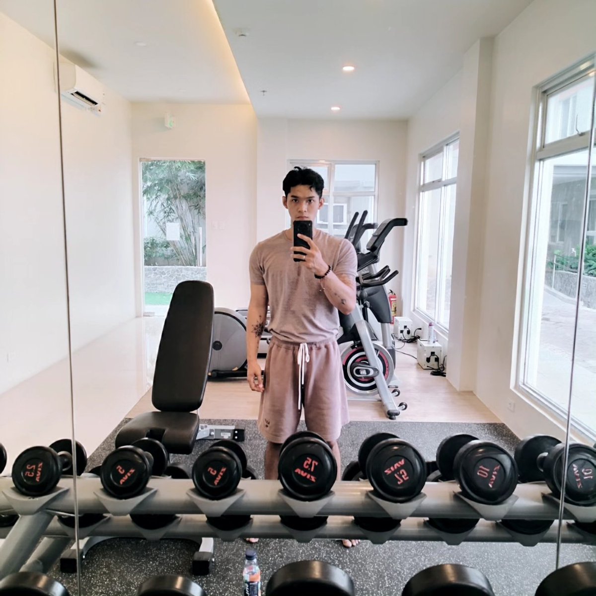 SEEDLING tweet media