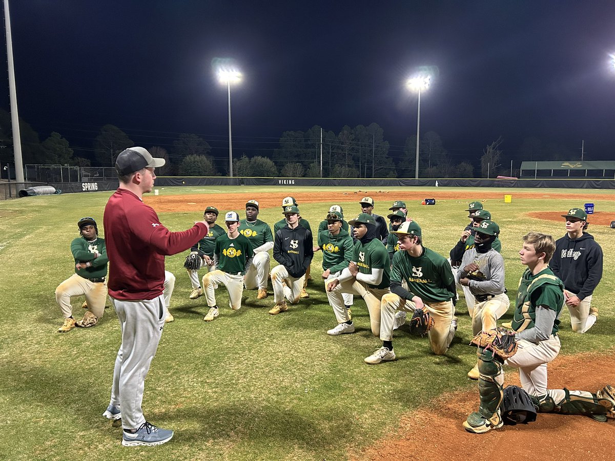 Thank you to Spring Valley Baseball Alum @Hrogers_26 for coming out and speaking to the team tonight! We are a better team after hearing your message! #BeTheStandard #BeTheBestTeammateYouCan #RoadToMay