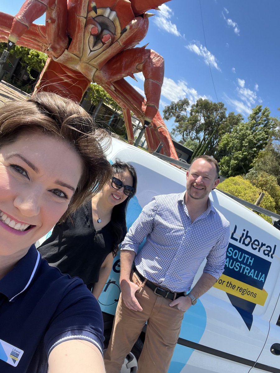 Back in Kingston SE today 🤩 ⁦so much fun being on the road with ⁦my good mates ⁦@benjaminrhood⁩ & Leah Blyth President SA Women’s Council 😎#teamworkdreamwork there’s no ‘i’ in team 👍