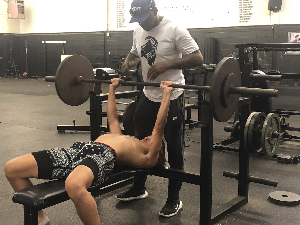 TRUHuntPerform's tweet photo. Almost let the day get away… if you know me, then you’ve probably heard of Michael Kennedy @M_Kennedy2248  . As much as I talk about his ability to play the game of football, he’s an even better person. I’ve spent the past 6 years seeing this kid nearly everyday!! He’s extremely smart, talented, LOYAL, disciplined, and selfless. Today I’d like to wish my guy a special birthday… I’m looking forward to seeing what the next 6 years bring us Mikey!! Happy Birthday young stud!! 💜🖤 @ReggieHunt9