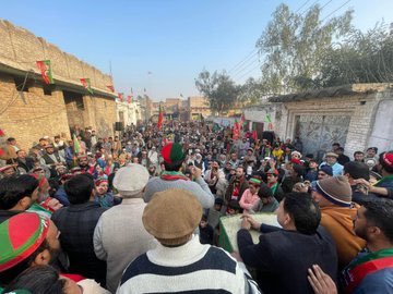 PTIOfficialUSA's tweet photo. In NA-34 Nowshera PTI candidate Zulfiqar Khan organized the historic worker’s conventions that revived the party. Nowshera will vote in PTI for a record third time!
Election Symbol: Clock گھڑیال
#NA34 #Nowshera #Clock https://t.co/9yHT2t2EmO