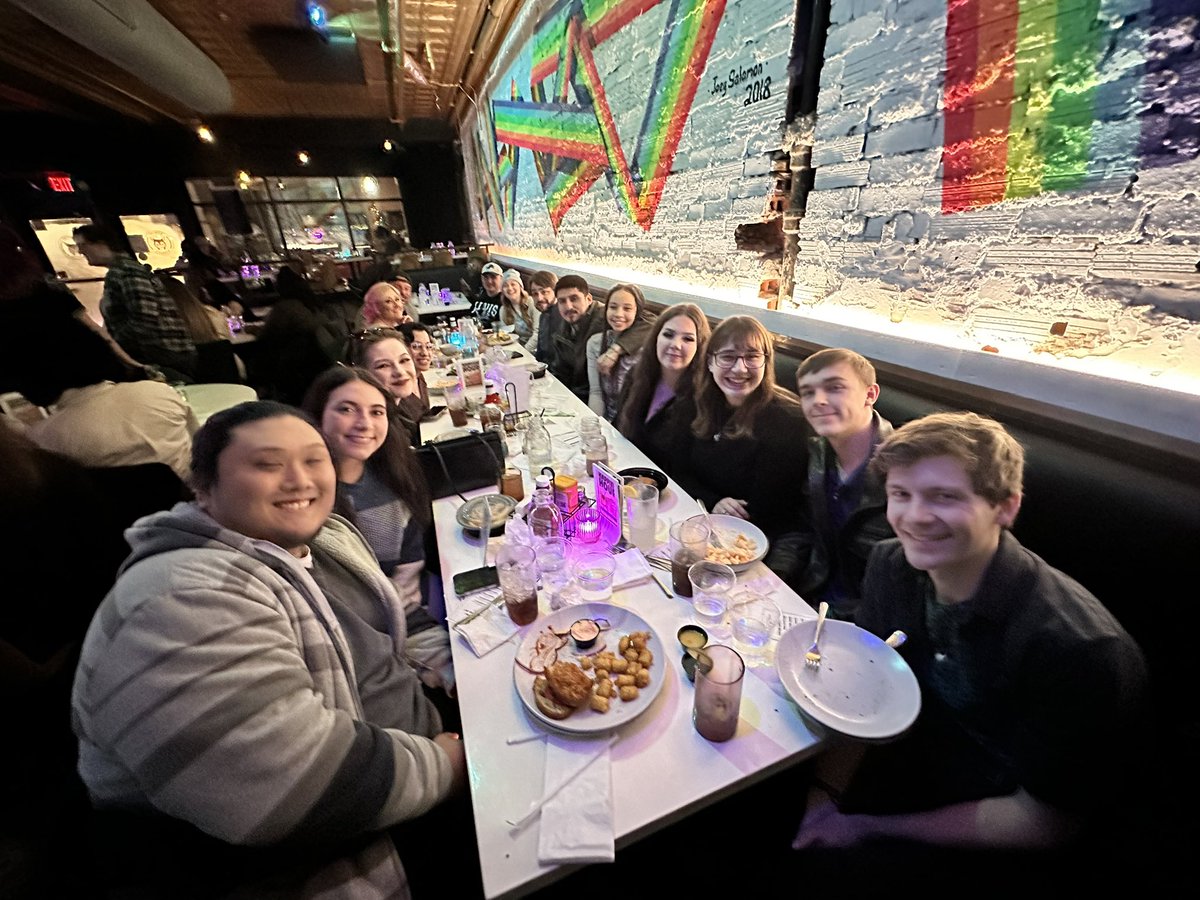 Canine To Five tweet media