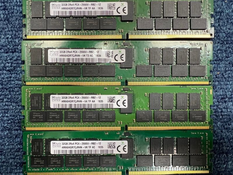 #WTB #Servermemory
Today, our HK office also receive more than 3000 PCS server ram from our best HK supplier.

Thanks the Linkedln group let me build some business relationships. I will always to do that purchasing second-hand server ram. This is long-term business project in our