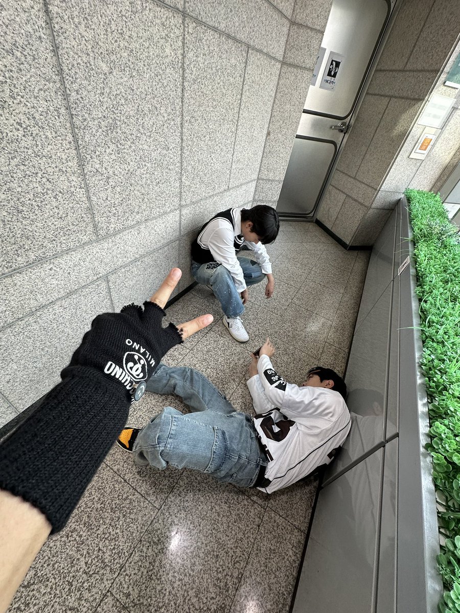 ♜🎀 ᴡʏᴀᴛᴛ ᴛʜᴀɪʟᴀɴᴅ 🦍💓 tweet media