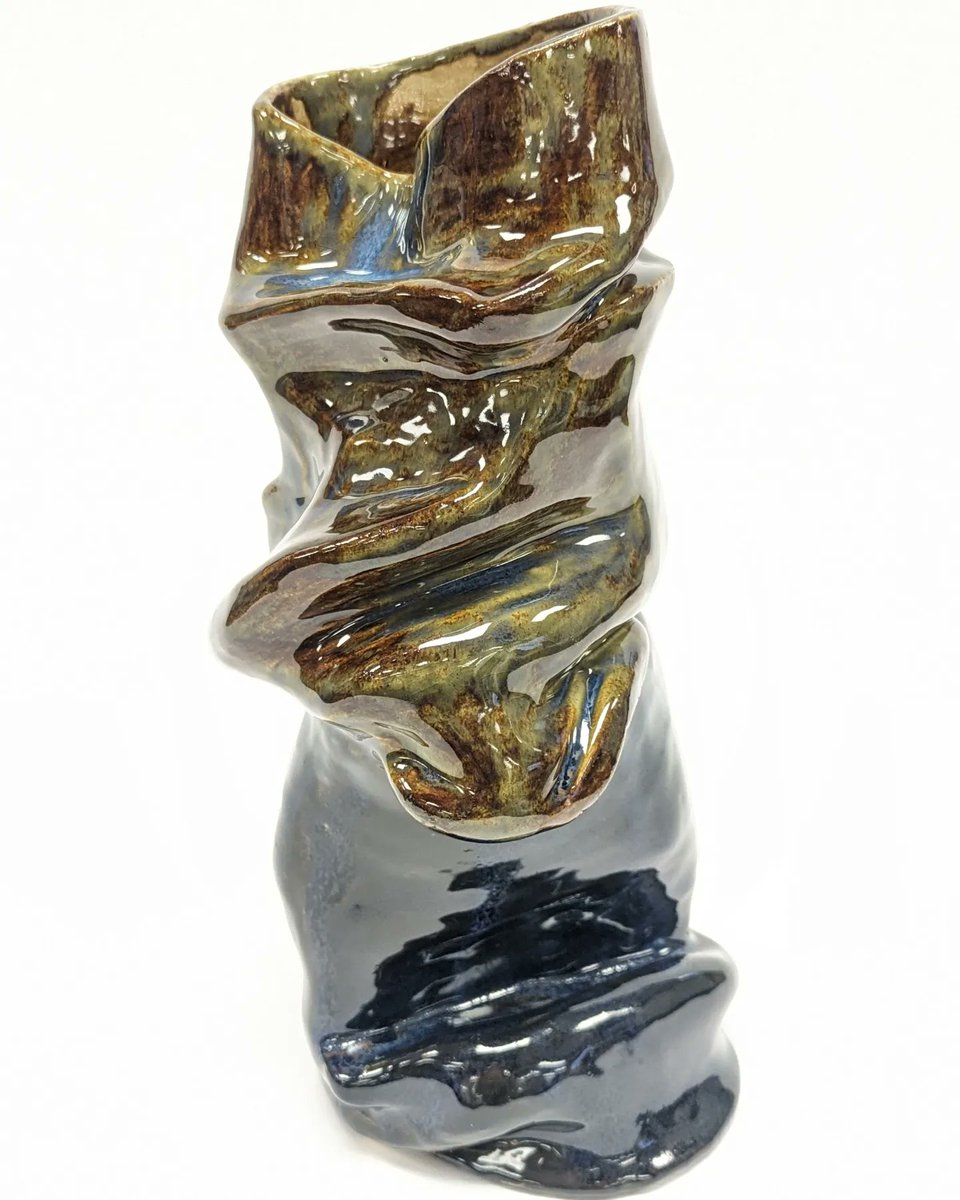 LDHS Visual Arts tweet media