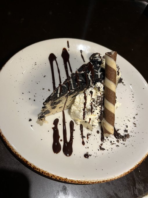 Not ya boy finishing desserts tonight after slaving over that hot ass grill. https://t.co/zxQtqzOqIj<a href="/tag/hardtimesatsequoiastatepark"class="tags"><span>#hardtimesatsequoiastatepark</span></a>
