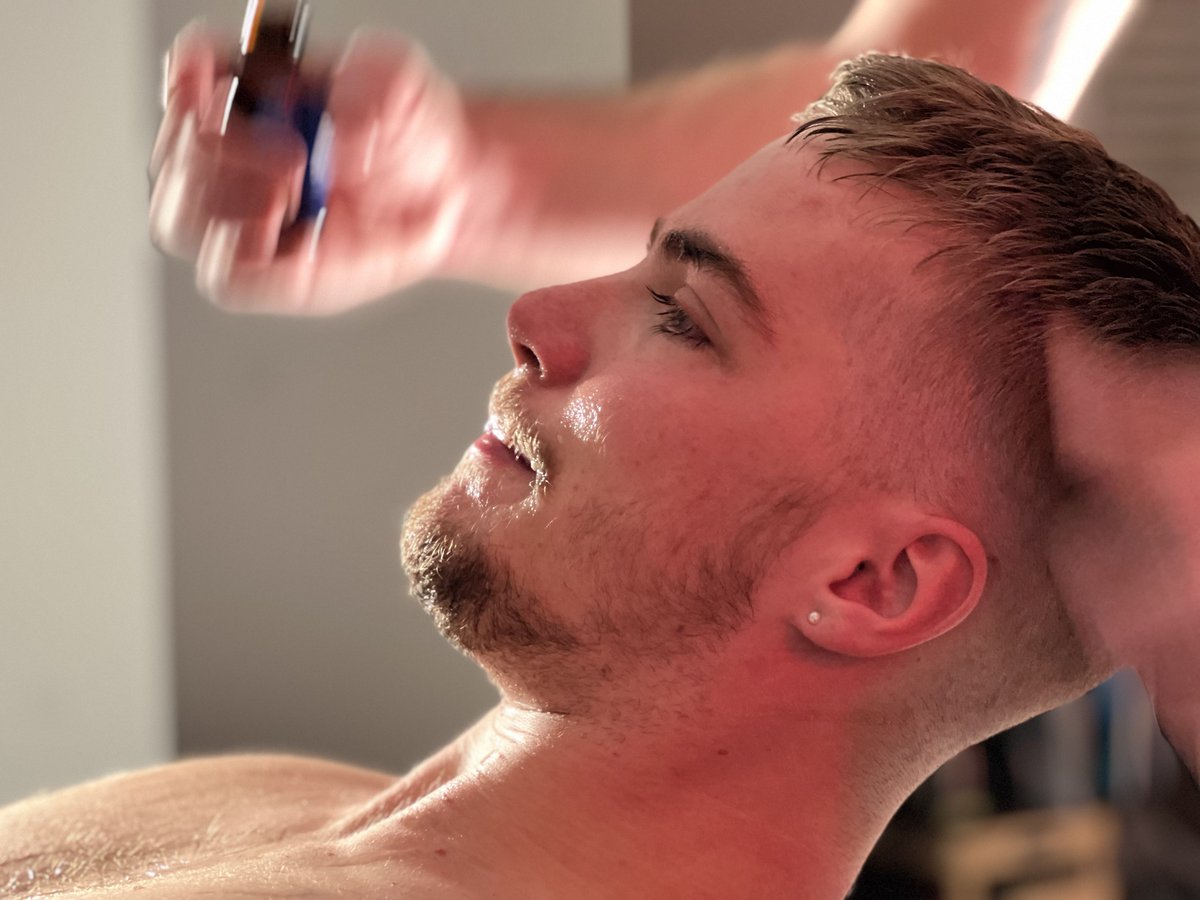 keagan_xxx's tweet photo. take a deep breath boy, it’ll make things easier.
@JamesBlond_1 https://t.co/jwCdy55CSX
