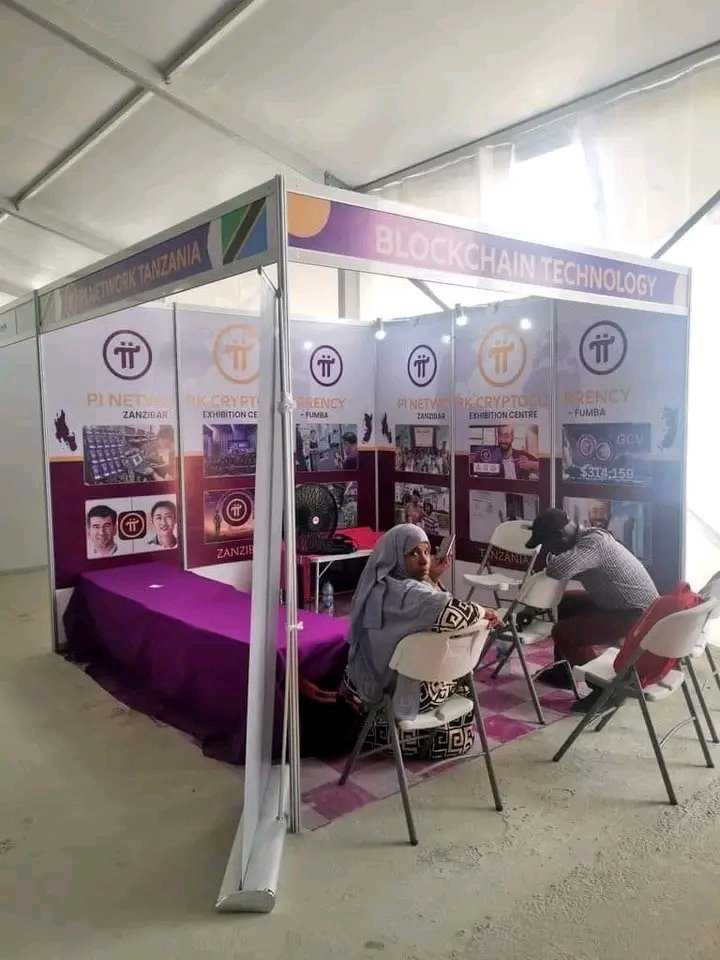 okere_eberechi's tweet photo. 🎉 #Pi Awareness &amp; #PiBarter Festival held at Zanzibar Exhibition Center Fumba, Tanzania.🇹🇿 
Just keep our passion for #PiNetwork Alive❣️ 

#PayWithPi #PiGoals2024 #OpenMainnet https://t.co/VeAHQrnQq1