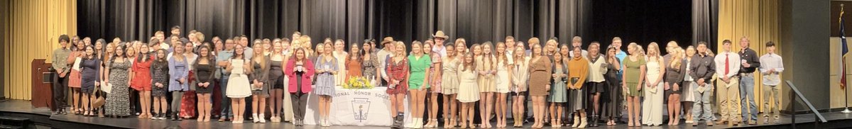 This evening the Seguin Chapter of the National Honor Society inducted its newest members and celebrated seniors. SHS is proud of these individuals who promote scholarship, service, character, and leadership. Keep shining, NHS Matadors! 💛⚔️🖤 @SeguinISD