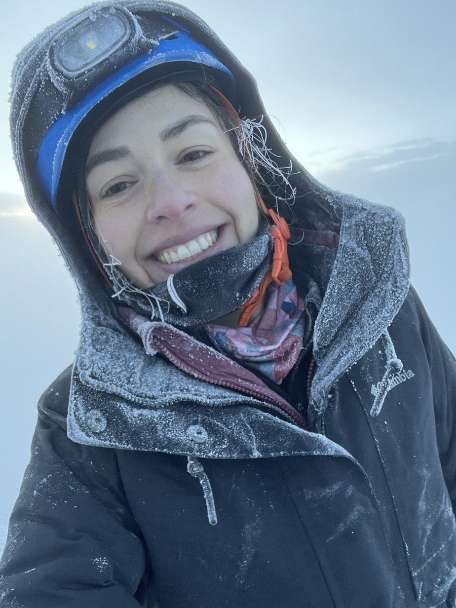 AndreaNanea's tweet photo. Primer objetivo del año: llegar a la cima de México ✅ #PicodeOrizaba 5,630MSNM https://t.co/7Ty4exGhaS