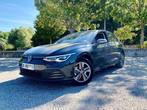 ChanasAuto's tweet image. Découvrez la Volkswagen Golf VIII Disponible chez Chanas Auto!
Une fusion parfaite entre performance et style.

Prenez le volant et transformez chaque trajet en aventure.🚗🌬️

#volkswagen #golf #chanasauto #automobile #garage #VWGolfVIII