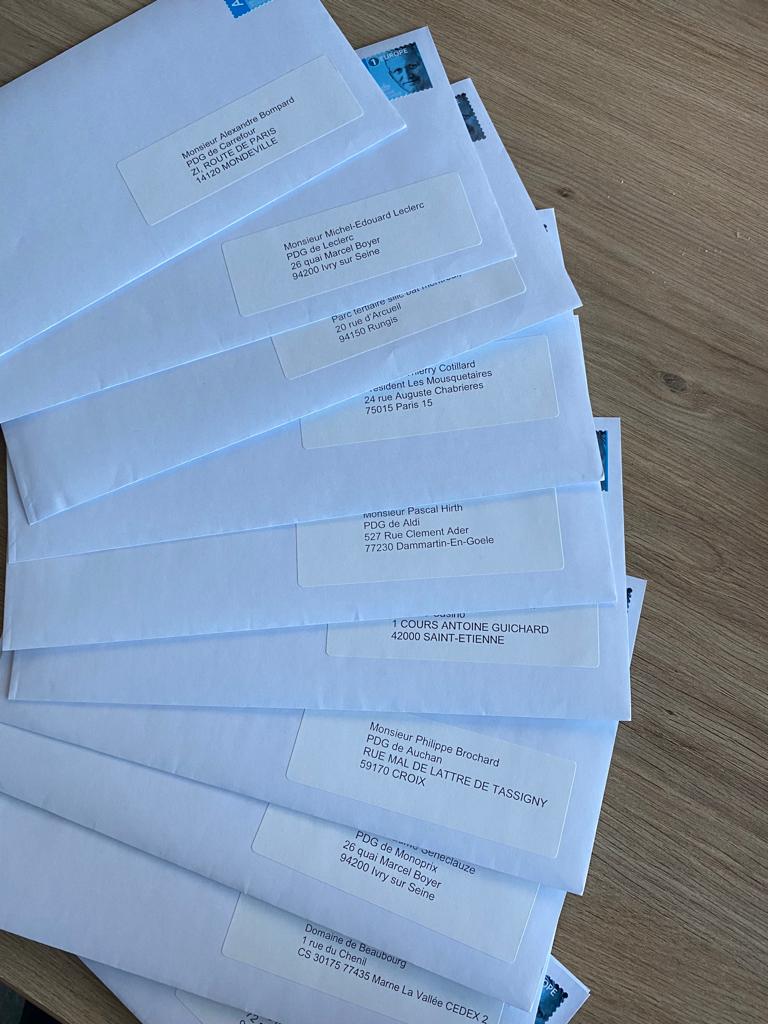 MounirSatouri's tweet image. ⚠️🐟Du thon en boîte issu de la #surpêche et de violations des #droitshumains est toujours vendu en grande surface.
Suite au rapport de @Bloom_FR, avec @CarolineRooseEU, nous avons interpellé les chaînes françaises de distribution alimentaire sur leur #devoirdevigilance ‼️
👇👇