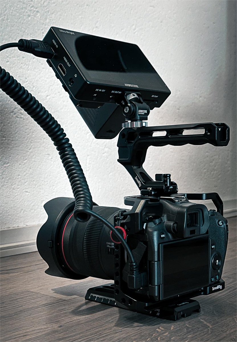 Set up #Andycine C5 field monitor in #Canon #EOS R camera rig.

#cameragear #photography #cinematography #filmmaking #viltroxmonitor #professionalmonitor #hdmonitor #smallrig #videomonitor #cameramonitor #5inchmonitor #touchscreenmonitor #3dlutcreator #canon #eosr #brightscreen