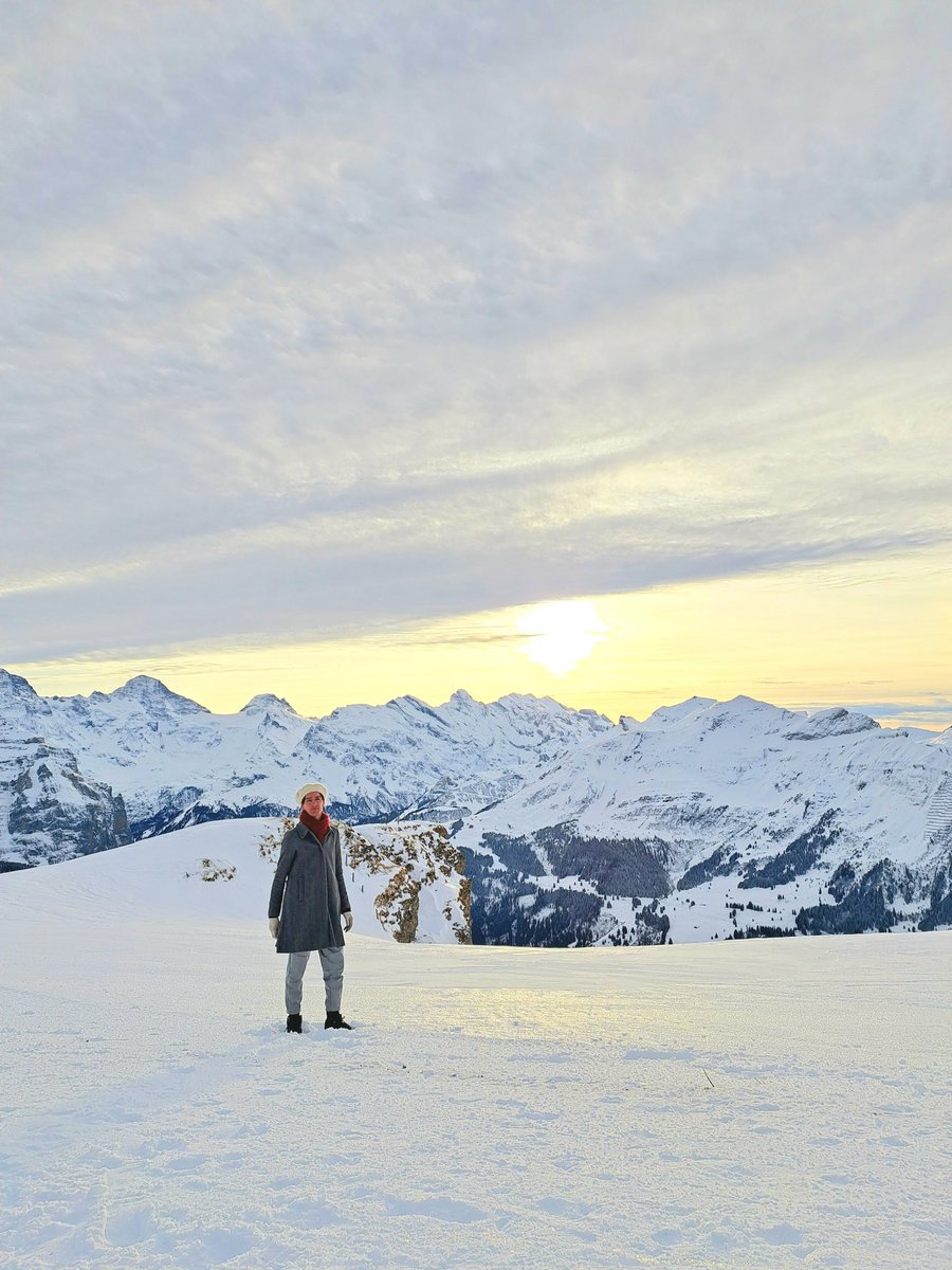 CrisRRII's tweet photo. 🇨🇭 Switzerland
🐻 Bern 
🏞 Alps 
🏡 Home
🌍 Europe https://t.co/tbbjgtIHmv