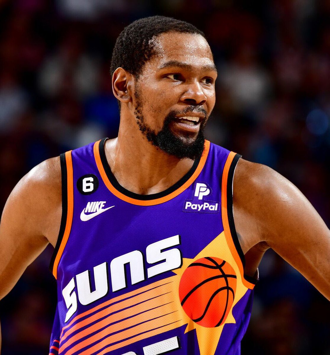 Kevin Durant tonight:

43 points
8 assists
6 rebounds
6 threes
16/32 FG

SUNS HAVE WON 6 STRAIGHT 🔥