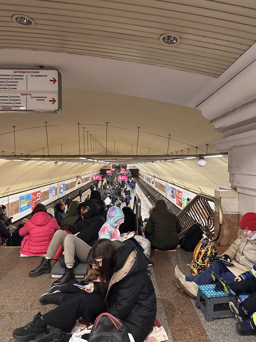 GoncharenkoUa's tweet photo. Kyiv metro right now! People are hiding from the missiles. This is the kind of morning when your neighbors are bastards. https://t.co/Wql4p5pRfo