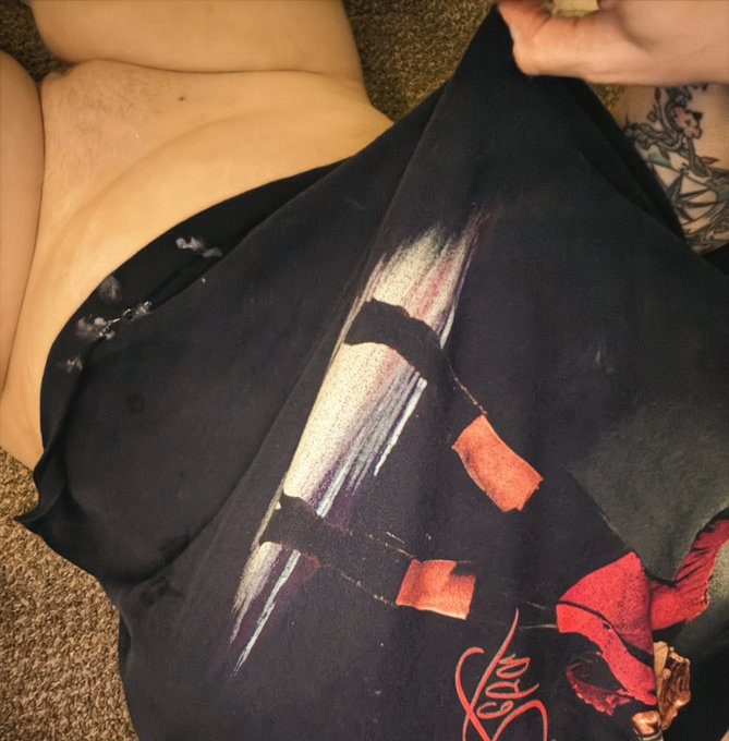 He came and said &ldquo;sorry Reba&rdquo;  #💀 https://t.co/tr8DlQ4vnJ<a href="/tag/valentines"class="tags"><span>#valentines</span></a><a href="/tag/valentinesday"class="tags"><span>#valentinesday</span></a><a href="/tag/farmerprotests202"class="tags"><span>#farmerprotests202</span></a>