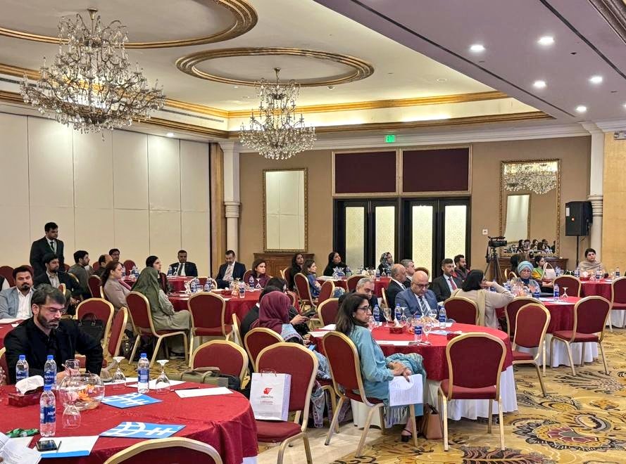 #HappeningNow
UN Women 🇵🇰 and <a href="/SECPakistan/">SEC Pakistan</a> hosts the 3rd premier #ESG Symposium to advance sustainable development. 

Follow this space to find out more.