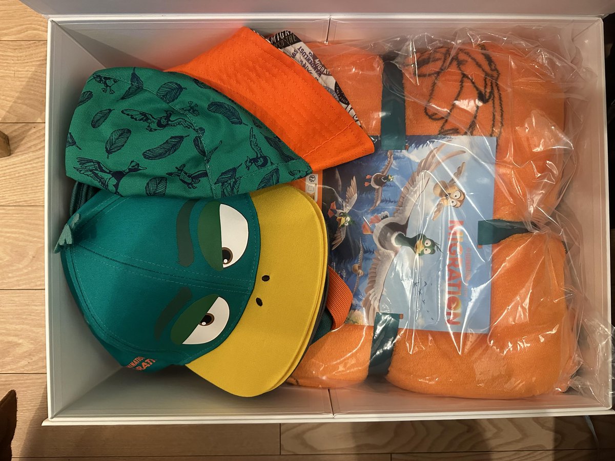https://muko.kr/goods/5425609 월타 인투더월드 그웬덕 뽑기 이벤트 후기입니다! 그.. 당첨율이 얼마였는지는 잘 모르겠지만 그 뽑은 사람중에 하나가 저입니다...😳 엄밀히 말하면 제 지인이 뽑아준거지만요😉 그웬덕이 손박Translate post