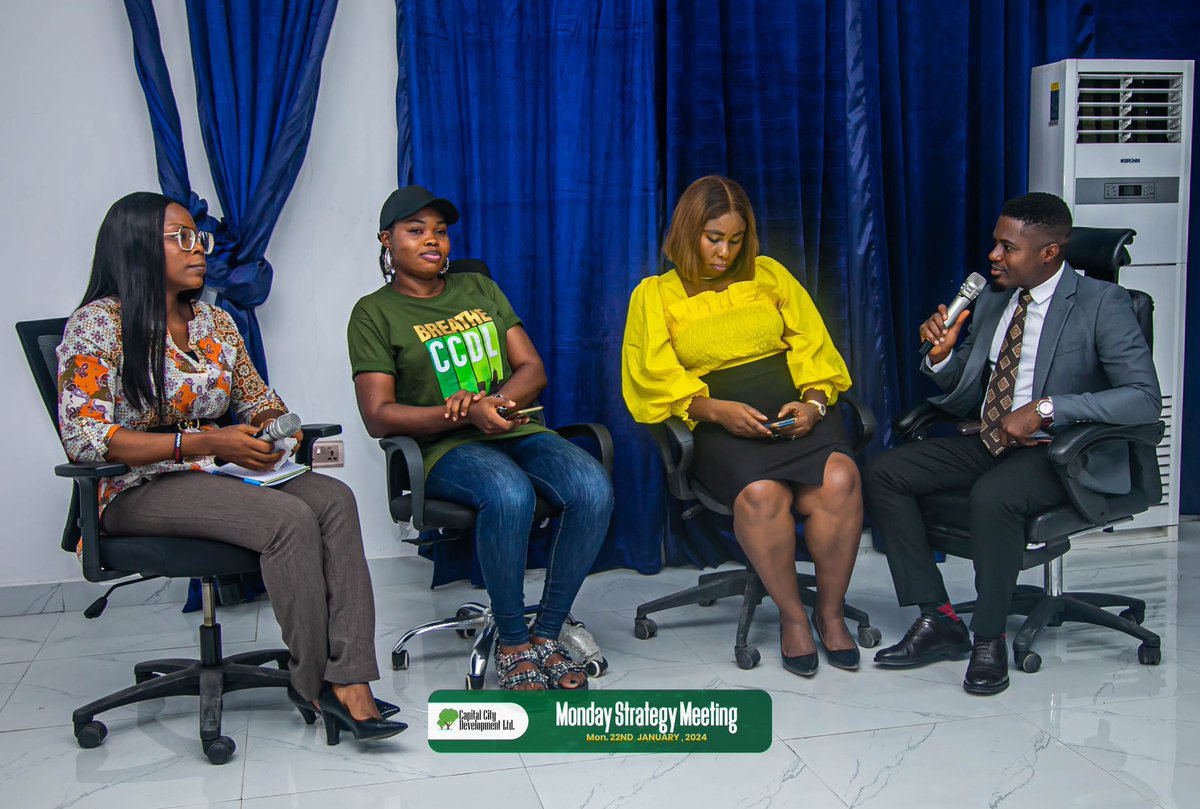 capcitydev's tweet image. Kicking off the week with enthusiasm and collaboration at our first Monday meeting! 

 #MondayMotivation #TeamSpirit #ccdl #housingsolutions