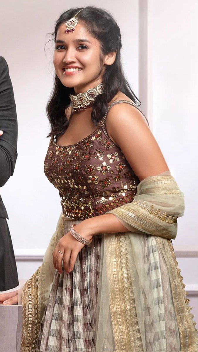 GEgYUX6XcAAjl5J?format=jpg&name=medium