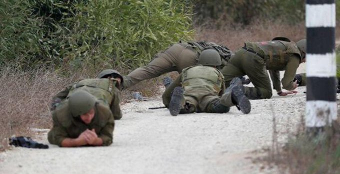 AlBurhanCenter's tweet photo. Media Ibrani melaporkan, Senin malam,ada laporan terbunuhnya 23 tentara &amp;hilangnya 8 orang lainnya sebagai akibat dari pemboman yang dilakukan kelompok perlawanan terhadap sebuah terowongan di Khan Yunis. Tentara meminta evakuasi di Khan Yunis setelah ledakan terowongan jebakan. https://t.co/7swWQ3qOCD