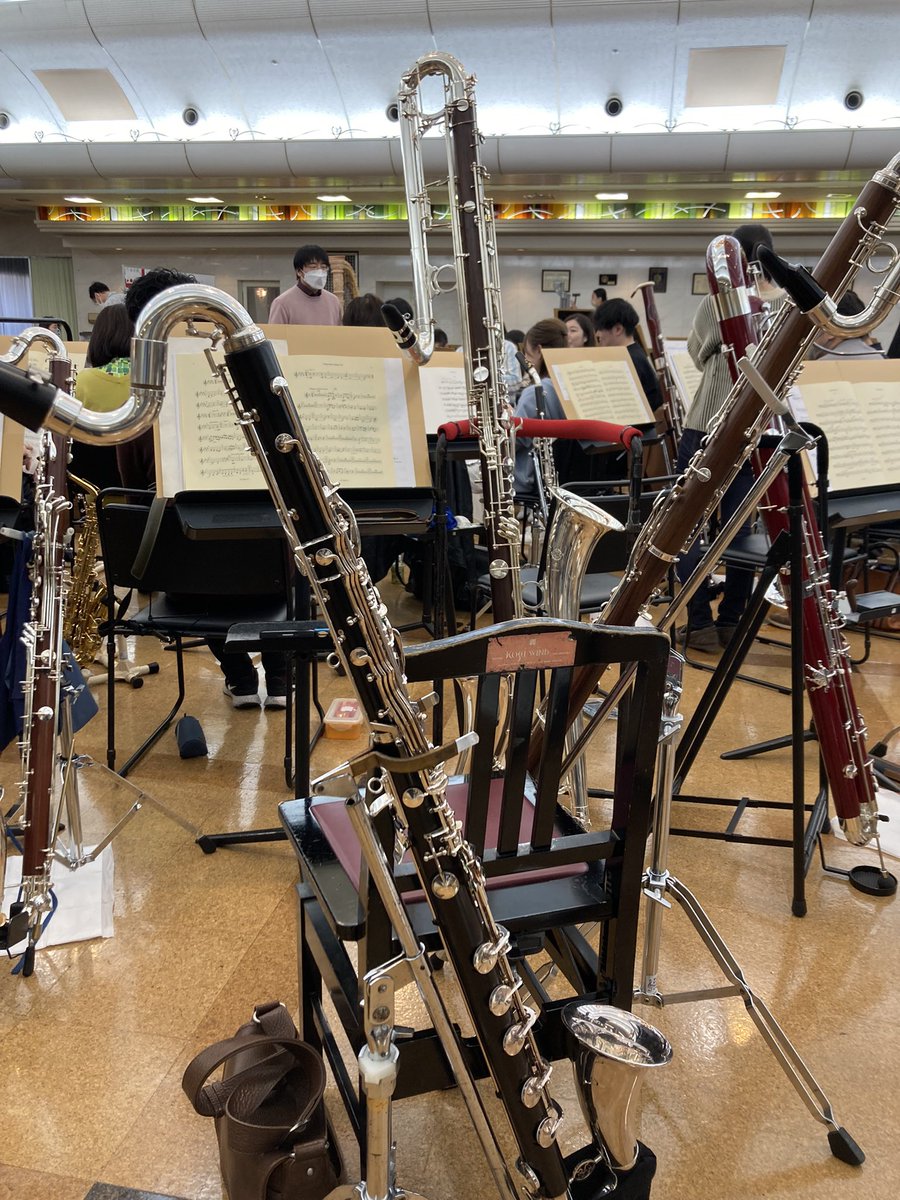 東京佼成ウインドオーケストラ第163回定期演奏会のリハーサルがはじまりました！
今回はバスクラリネット、コントラアルトクラリネット、コントラバスクラリネットと三刀流です！
低音クラリネット好きにはたまらない写真ですよね！笑😆
#tkwo
#東京佼成ウインドオーケストラ