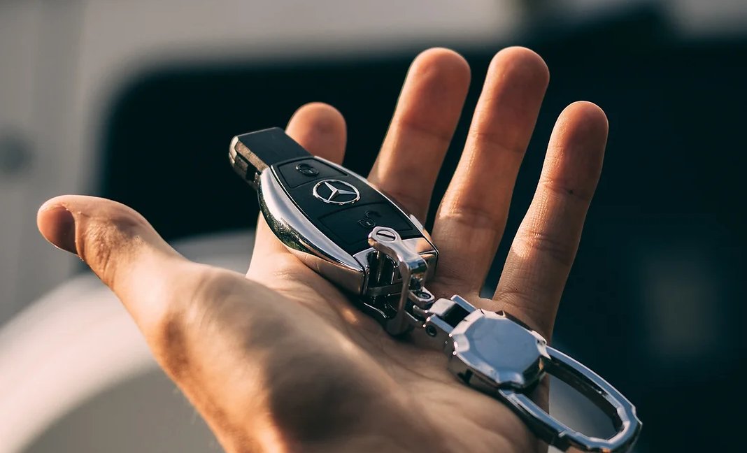 AutoComms_'s tweet image. Tired of dealing with canceled orders? Discover the game-changing impact of Order-to-Delivery technology on reducing canceled orders in the automotive industry #OrderToDelivery bit.ly/49dQFwq