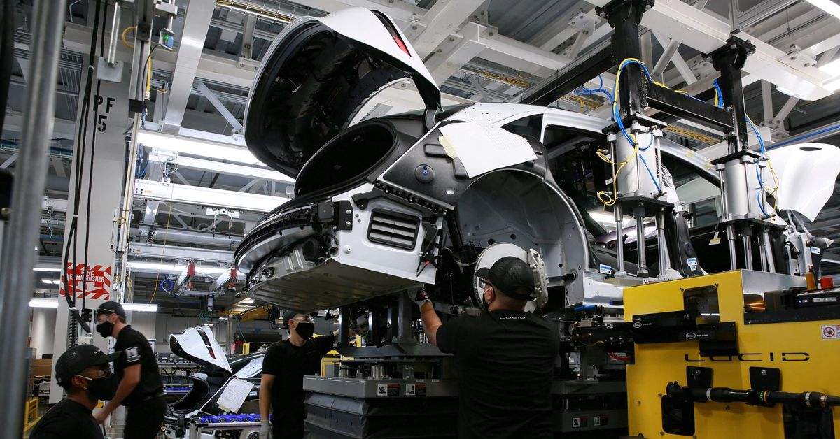 TS_Breaking's tweet image. "Headlines from Riyadh: Multi-Billion Electric Vehicle Dream Risks Crashing Into Reality"

#RiyadhNews #ElectricVehicleDream #RealityCheck #CurrentEvents #NewsUpdate #TransportationTrends