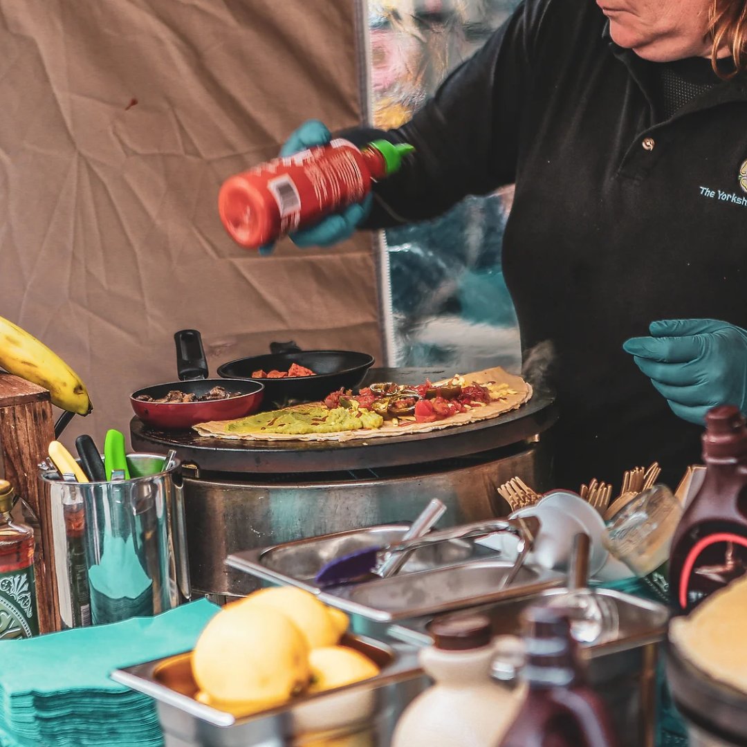 The Vegan Market returns to Kirkgate Market  this Saturday 27th Jan! 🥑 The event brings together a huge variety of artisan bakers, craft brewers, ethical jewellers, sustainable chandlers, local artists, zero-waste champions and loads more.

#SOYO #WhereCultureLives #LiveWorkPlay