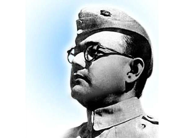 Remembering Netaji Subhash Chandra Bose on his birth anniversary! 💐
Salute to our great leader 🫡
Jai Hind 🇮🇳
#NetajiJayanti #NetajiSubhasChandraBose