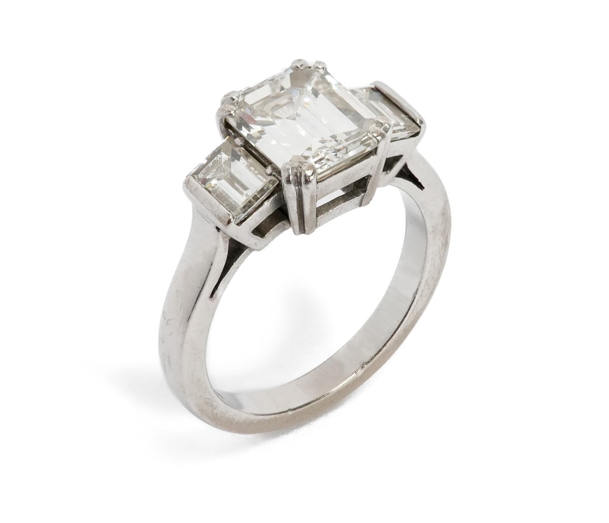 Coming up in this Thursday's Sale: Lot 116 Art Deco Style 2ct Emerald Cut Diamond Ring £3,000-4,000. #diamondring #engagementring #2ctdiamondring