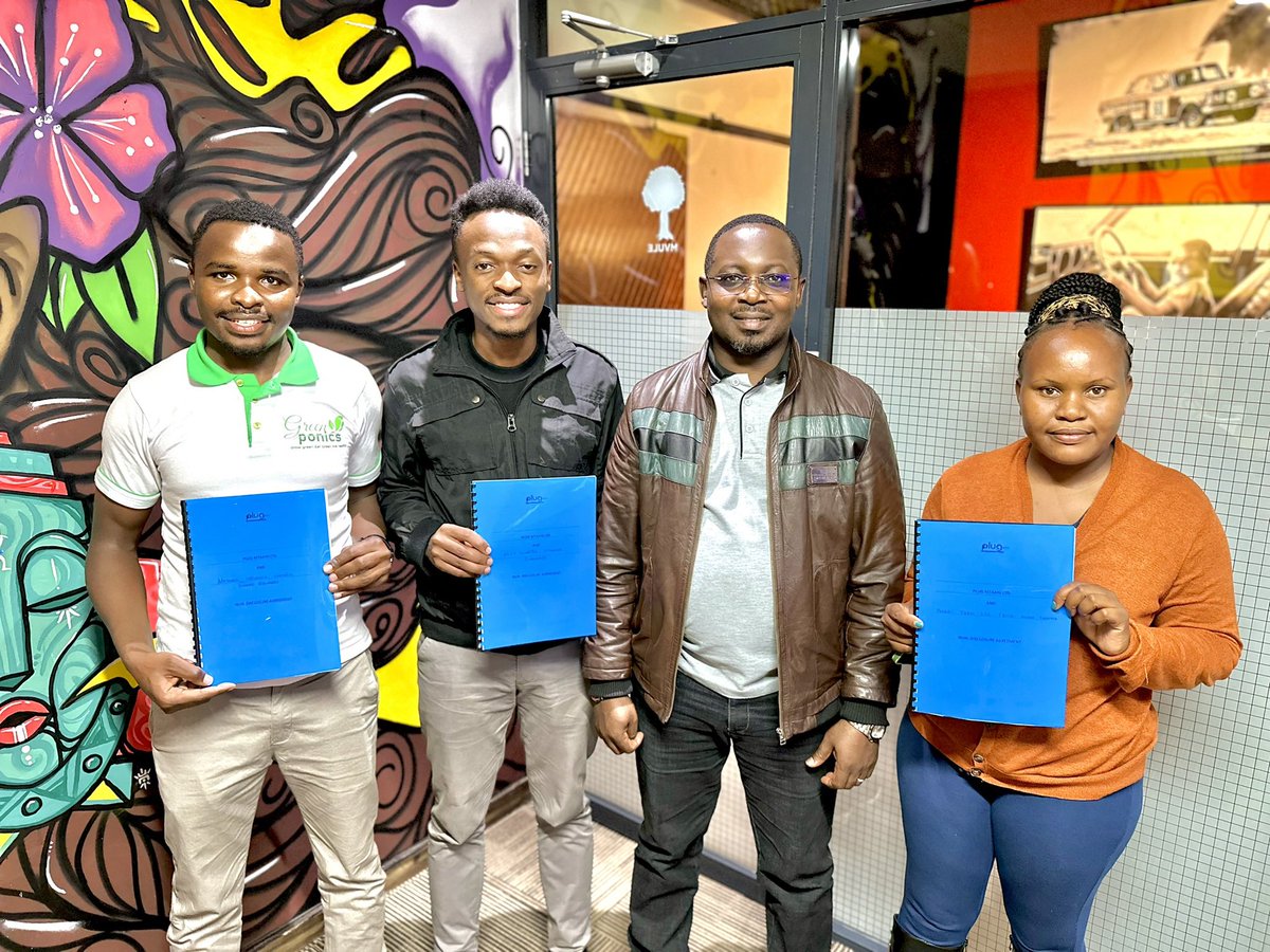 PLUG Mtaani Kenya (@plugmtaanikenya) on Twitter photo Plug Mtaani Business Idea Competition winning team with their Mentor <a href="/GkilonzoKilonzo/">Geoffrey Kilonzo</a>.
#PlugMtaani #Vijana2Invest Plug Mtaani Business Idea Competition winning team with their Mentor <a href="/GkilonzoKilonzo/">Geoffrey Kilonzo</a>.
#PlugMtaani #Vijana2Invest